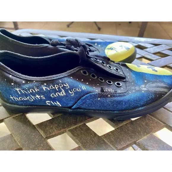 DISNEY VANS CUSTOMS Peter Pan Wendy Painted Slip On Sneakers Women 7 Men 5.5 NEW main image 5
